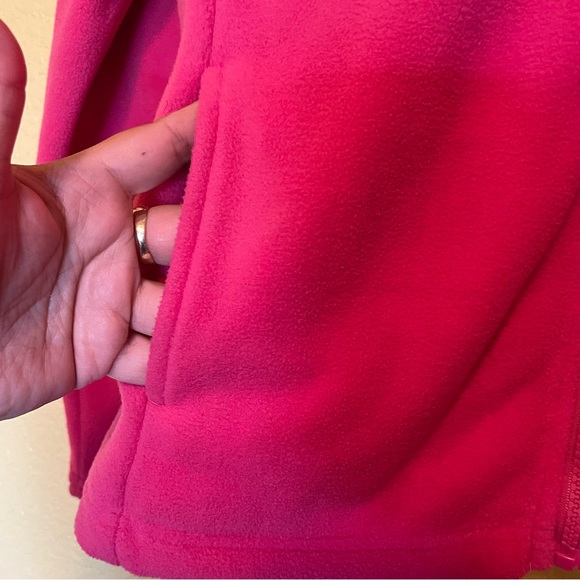Avon Women’s Breast Cancer Crusade Fleece Jacket Medium - Picture 6 of 10